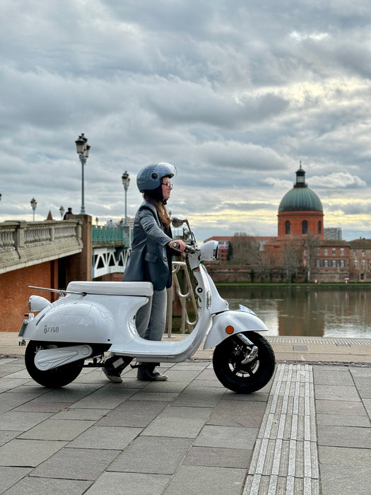 Scooter électrique 50 cm3 - OxyGo TanGo Blanc selle blanche | Réf : VN-P1004149